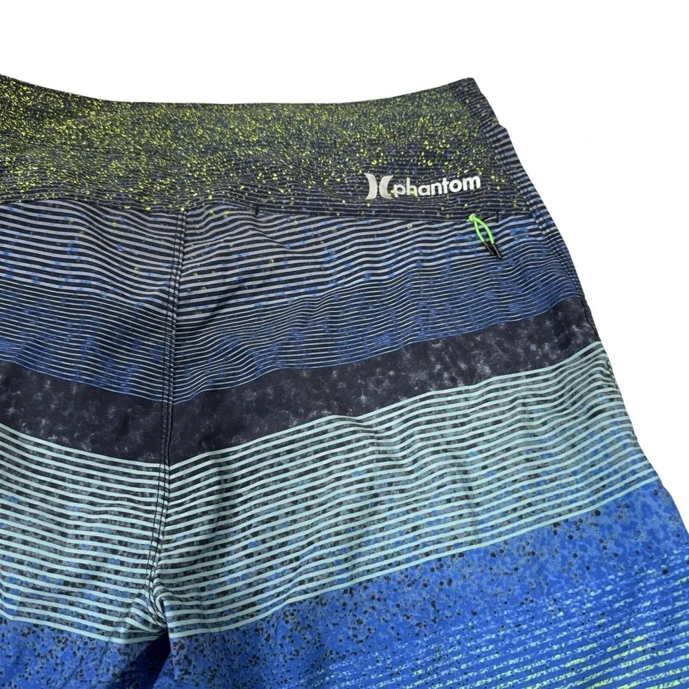 Hurley Phantom Board Shorts Mens 29 Blue Green Striped Surf Swim‎ Trunks Stretch